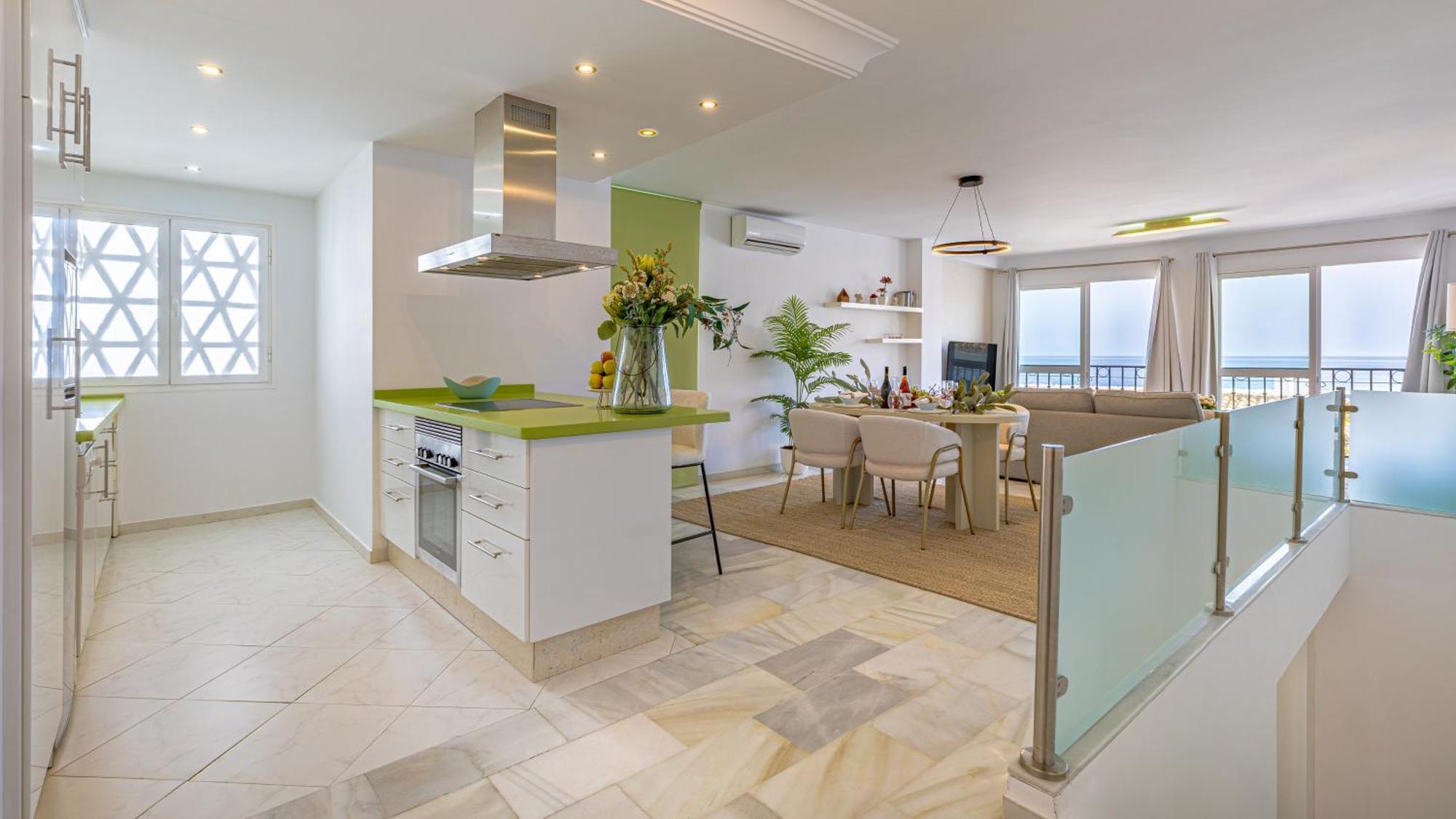 Vacation Marbella I Sea Views, 24-7 Security, Parking, Walk To Everything In Luxurious Puerto Banus Экстерьер фото